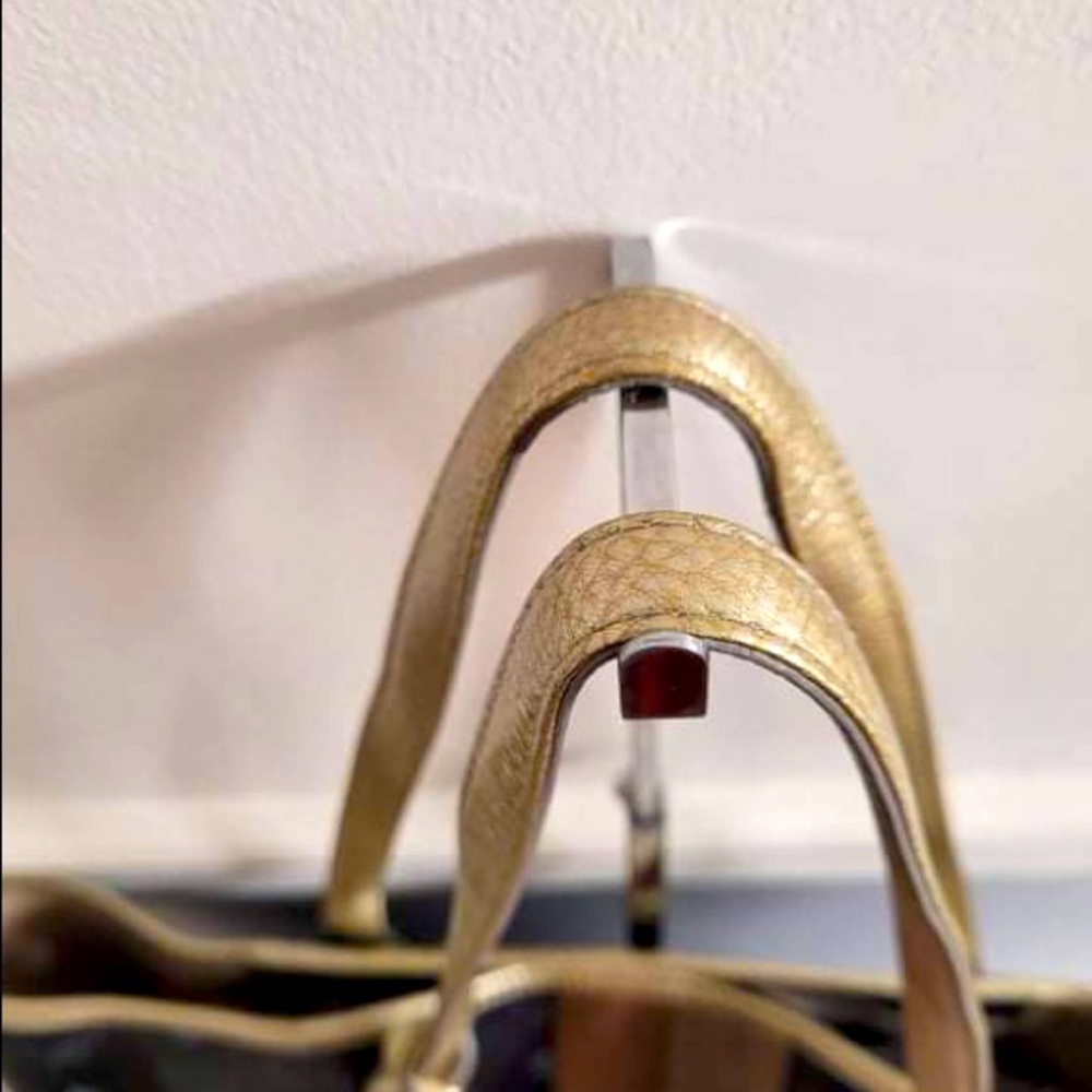 MCM Tote Bag - Picture 4 of 16